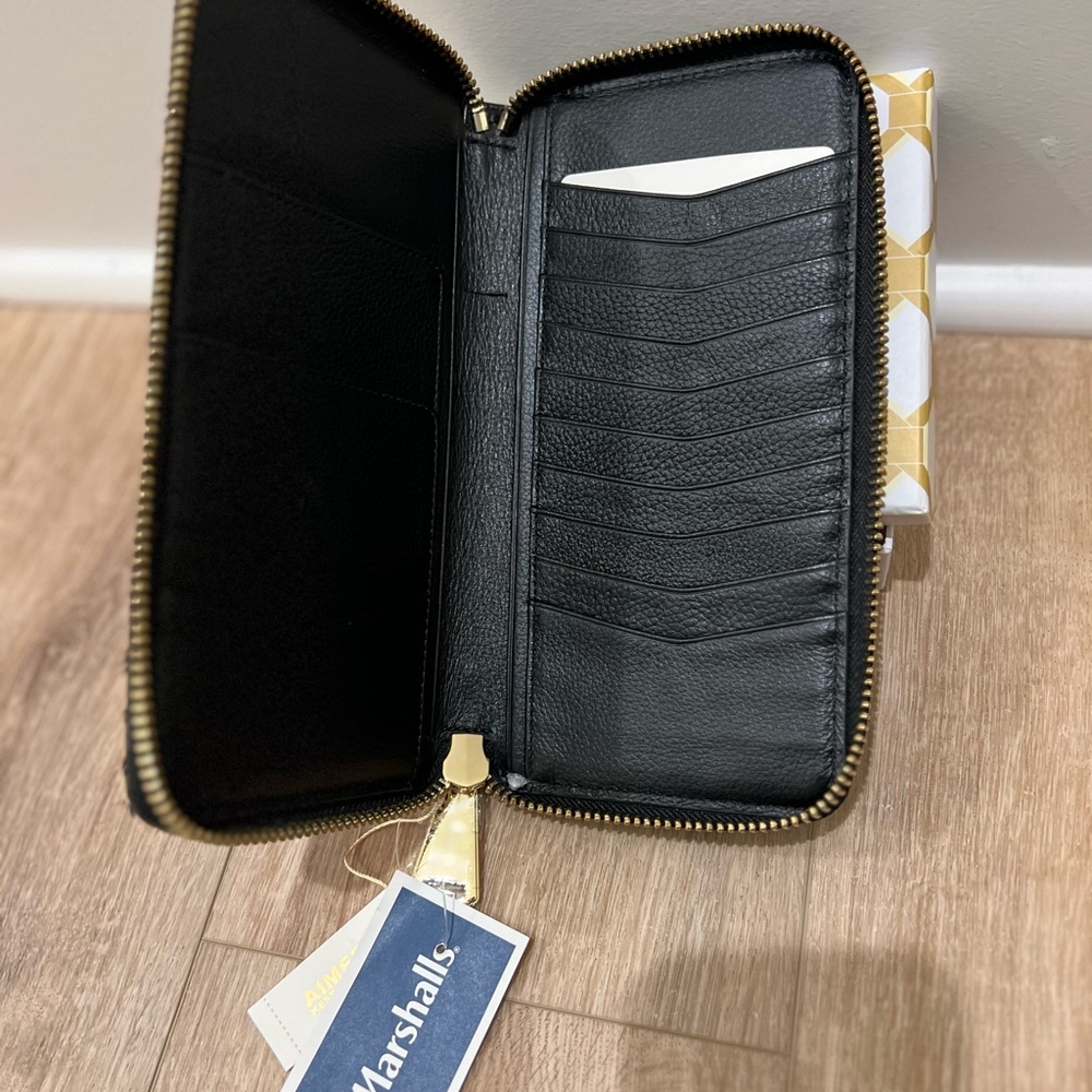 Aimee Kestenberg Cheetah Haircalf Wallet - Picture 4 of 5